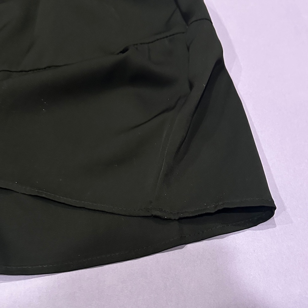 Cute Black Puff Sleeve Dress - Picture 3 of 4